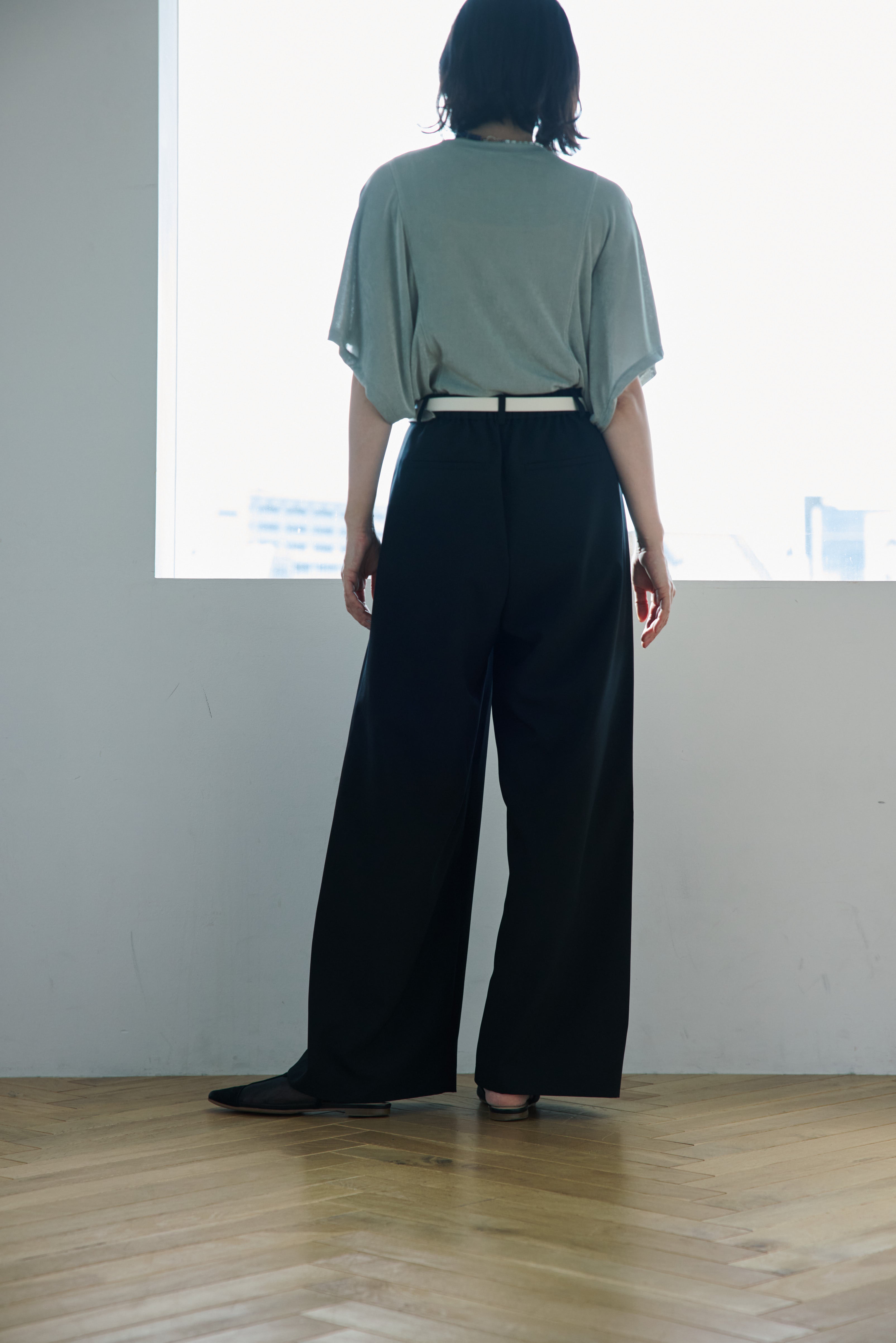 Side-Tuck Wide Pants